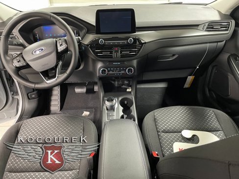 New 2025 Ford Escape Active image 13