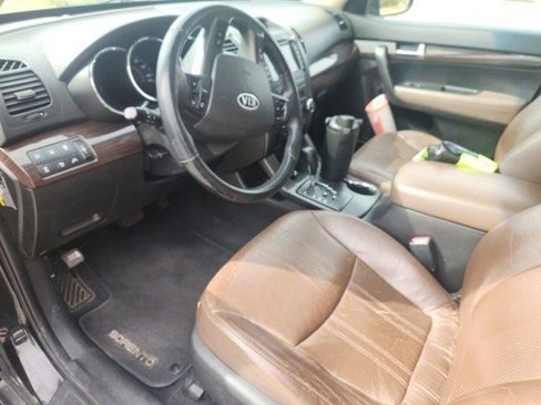 Used 2012 Kia Sorento EX w/ EX V6 Premium Pkg image 2