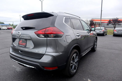 Used 2018 Nissan Rogue SL image 32