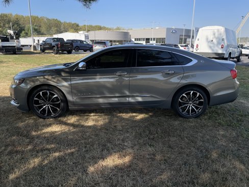 Used 2017 Chevrolet Impala Premier w/ Enhanced Convenience Package image 2