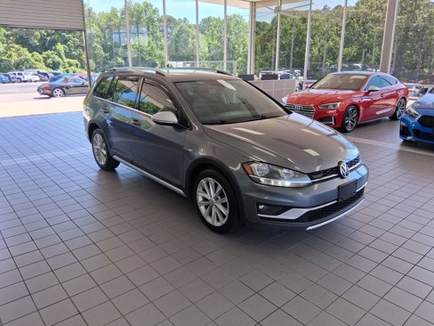 Used 2018 Volkswagen Golf Alltrack S image 7