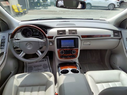Used 2006 Mercedes-Benz R 500 4MATIC image 9