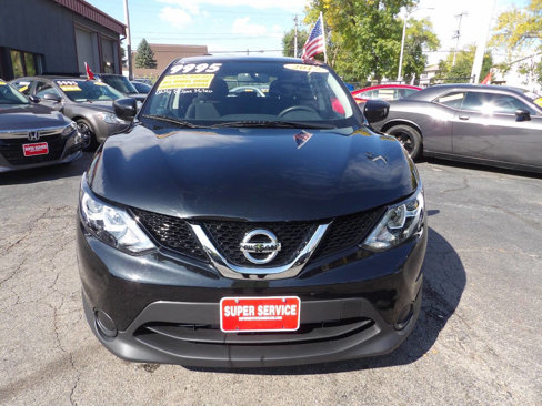 Used 2017 Nissan Rogue Sport S w/ S Appearance Package image 2
