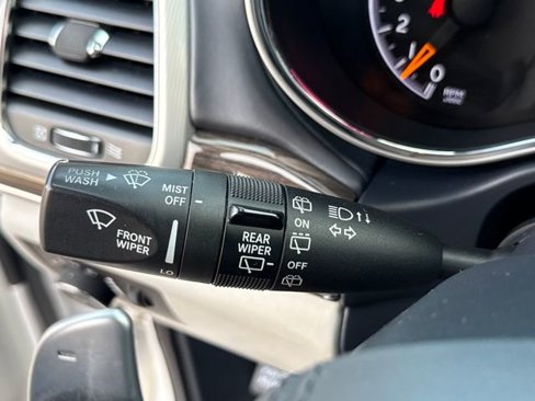 Used 2018 Jeep Grand Cherokee Summit image 22