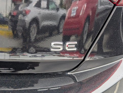Used 2024 Volkswagen Jetta SE image 10