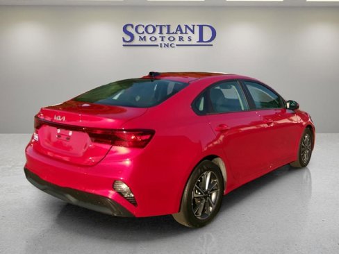 Used 2024 Kia Forte LXS image 6