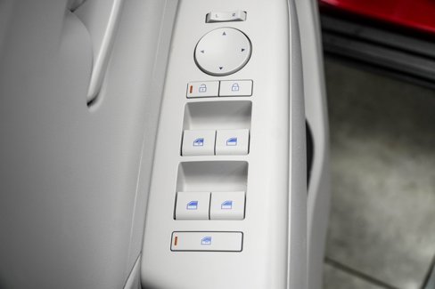 Used 2024 Hyundai Kona SEL image 30