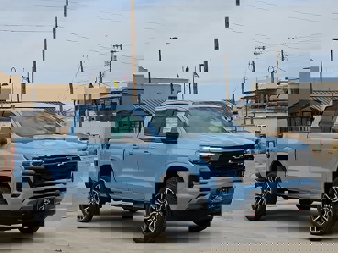 New 2025 Chevrolet Colorado Z71 image 6
