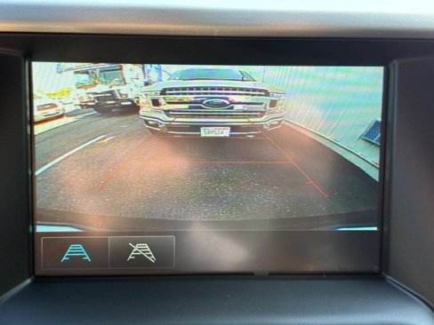 Used 2019 GMC Acadia SLE image 18