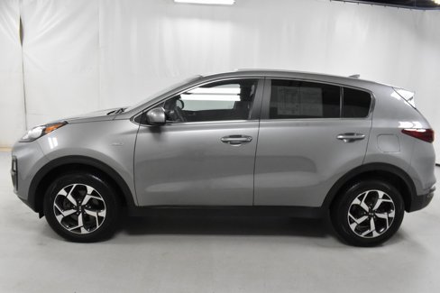 Used 2020 Kia Sportage LX image 8