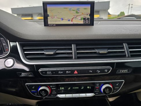 Used 2017 Audi Q7 3.0T Premium Plus image 20
