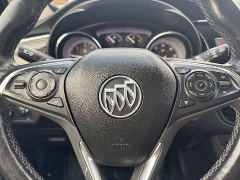 Used 2020 Buick Envision Essence image 22