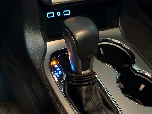 Certified 2021 Jeep Grand Cherokee Laredo X image 21