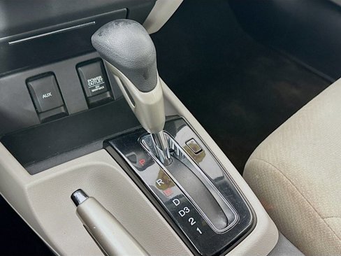 Used 2013 Honda Civic LX image 21
