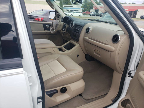 Used 2003 Ford Expedition Eddie Bauer image 10