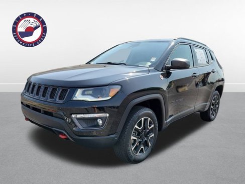 Used 2021 Jeep Compass Trailhawk image 2