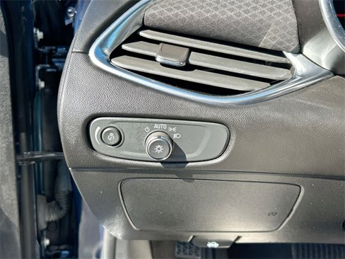 Certified 2020 Chevrolet Malibu LT image 18