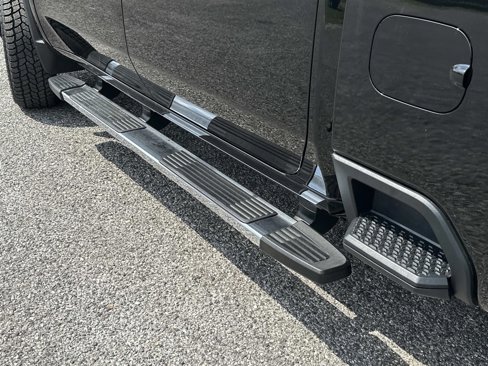 Used 2022 Chevrolet Silverado 2500 LTZ w/ LTZ Convenience Package image 11