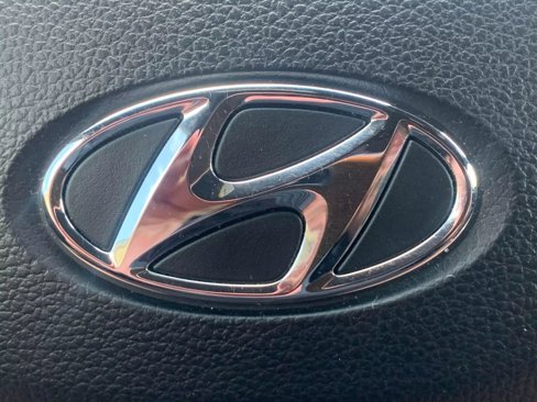 Used 2019 Hyundai Veloster 2.0 Premium image 22