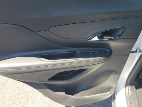 Used 2019 Buick Encore Sport Touring image 17