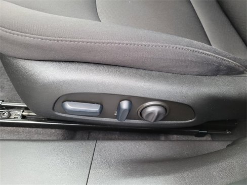 Used 2023 Chevrolet Malibu LT image 19