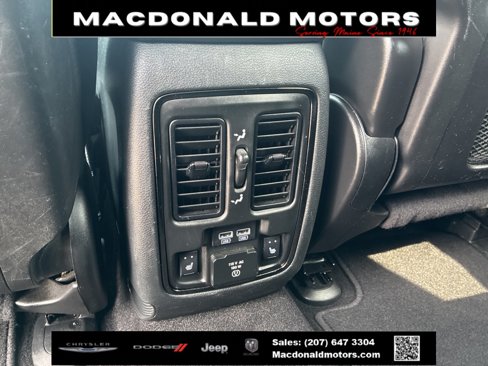 Used 2019 Dodge Durango GT image 11