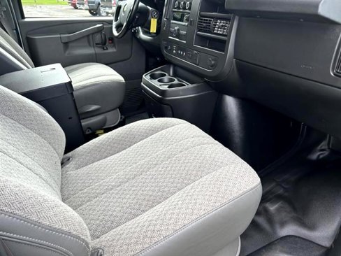 Used 2020 Chevrolet Express 2500 w/ Driver Convenience Package image 12