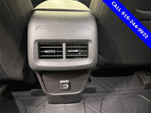 Used 2022 Chevrolet Equinox LT image 17