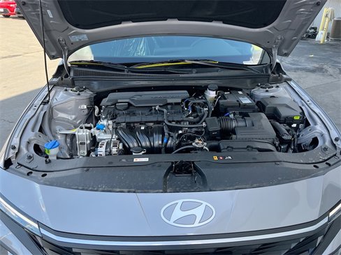 New 2025 Hyundai Elantra Sport image 27