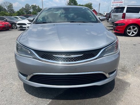 Used 2016 Chrysler 200 Limited image 2