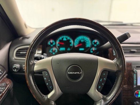 Used 2012 GMC Yukon Denali image 21