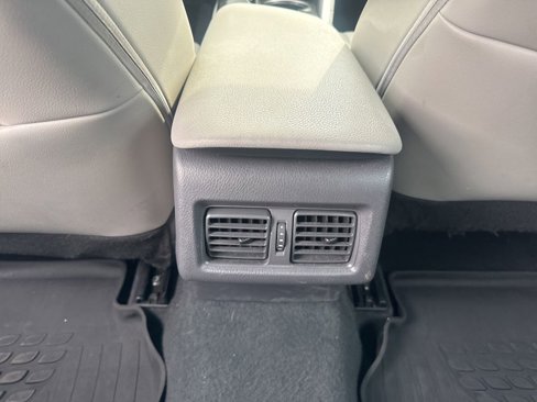 Used 2023 Toyota Camry SE image 25