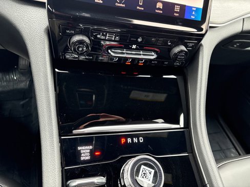 New 2025 Jeep Grand Cherokee L Limited image 42