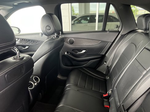 Used 2018 Mercedes-Benz GLC 300 image 25