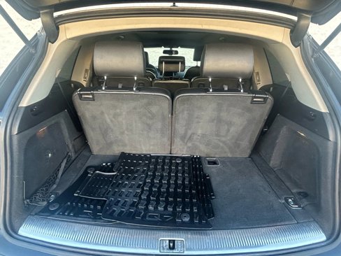 Used 2011 Audi Q7 TDI Premium Plus image 9