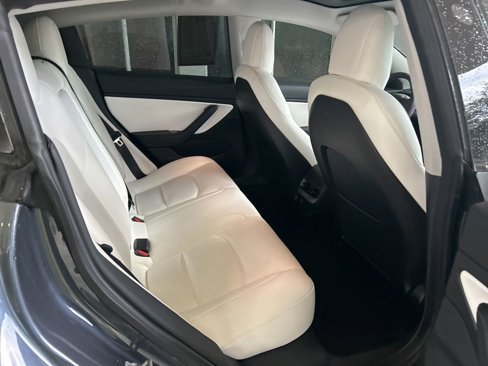 Used 2020 Tesla Model 3 Long Range image 25