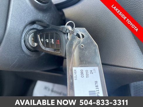 Used 2024 Toyota Corolla LE image 32