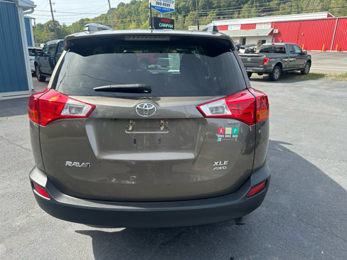 Used 2013 Toyota RAV4 XLE image 6
