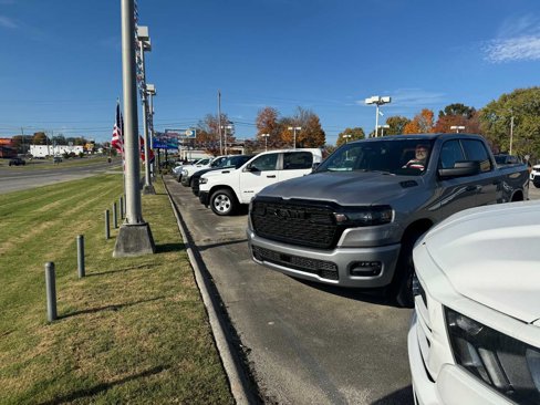 Used 2011 RAM 1500 Big Horn image 12