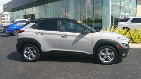 Certified 2023 Hyundai Kona SEL image 18