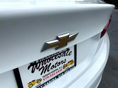 Used 2016 Chevrolet Malibu LT w/ Leather Package image 28