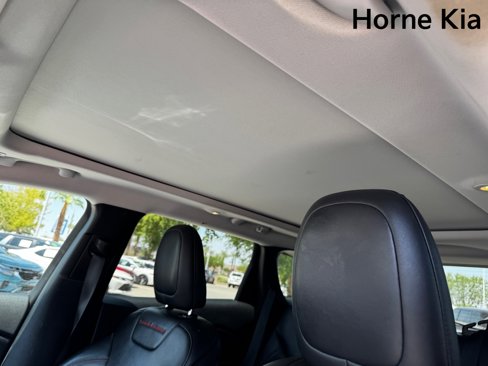 Used 2019 Jeep Cherokee Trailhawk w/ Comfort/Convenience Group image 23