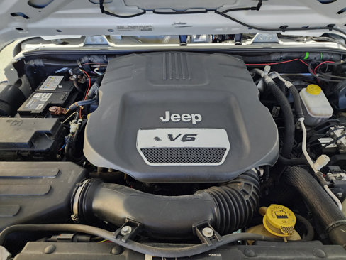 Used 2018 Jeep Wrangler Unlimited Sport S image 33