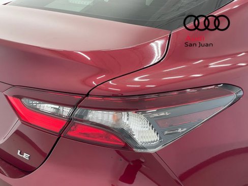 Used 2021 Toyota Camry LE w/ Carpet Mat Package (TMS) image 31
