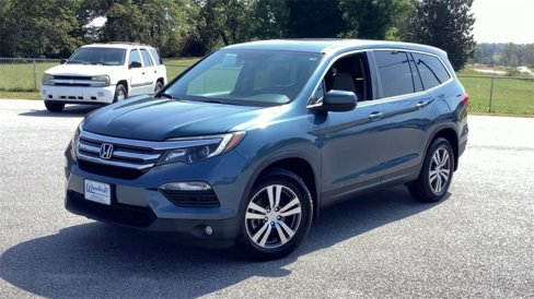 Used 2017 Honda Pilot EX image 4