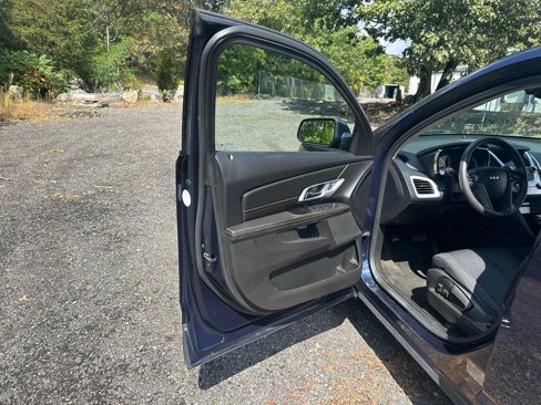 Used 2015 GMC Terrain SLE image 34