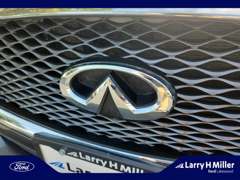Used 2015 INFINITI Q50 Premium w/ Navigation Package image 22