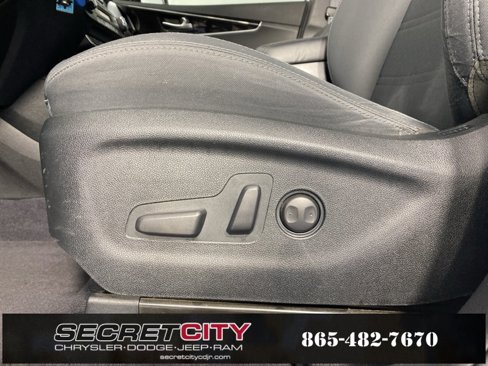 Used 2020 Kia Sorento LX w/ LX I4 Convenience Package image 13