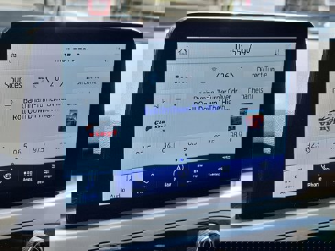 Certified 2020 Ford Escape SE image 17