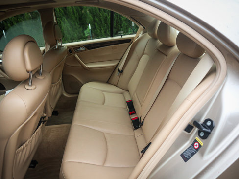 Used 2004 Mercedes-Benz C 240 4MATIC Sedan image 30